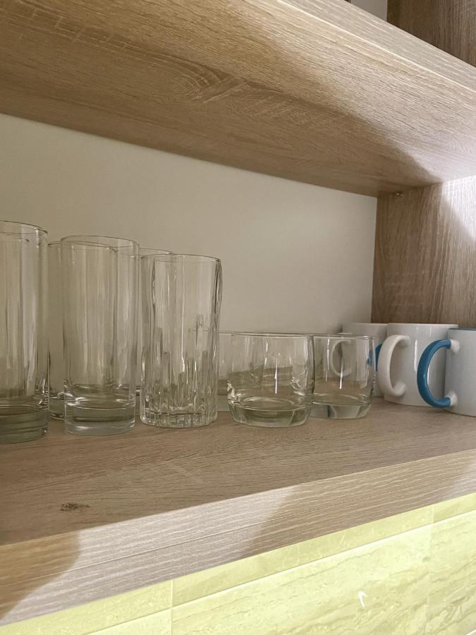 Home Away From Home - Dristor ブカレスト エクステリア 写真